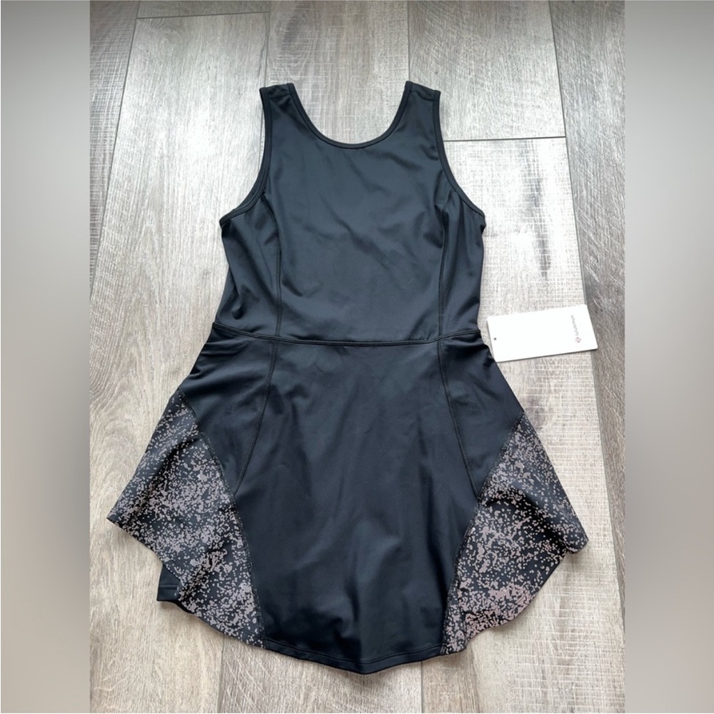 Lululemon Serene Stride Dress in Black Size 8
